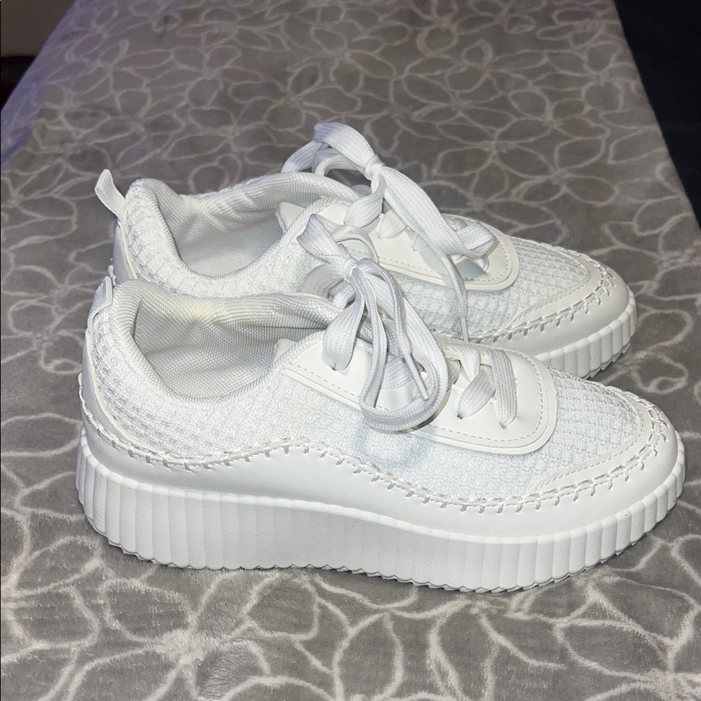 Women's White Sneakers